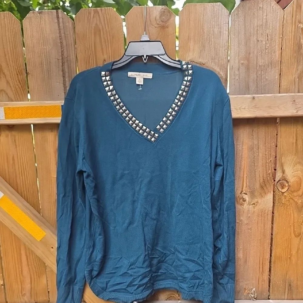 Elegant Teal V-Neck Studded Blouse
